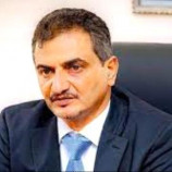 المحافظ لملس يُعزَّي في وفاة الاستشاري الدكتور حسين الكاف