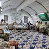 محافظ سقطرى يلتقي بوفد من قيادة قوات التحالف العربي ويشيد بدعم المملكة بالمحافظة_(خاص للصوت الجنوبي)