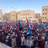 الالاف من ابناء وادي حضرموت يشاركون بمهرجان ومسيرة جماهيرية تطالب بإخراج قوات الاخوان