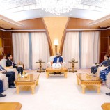 النائب المحرمي يلتقي رئيس وأعضاء هيئة التشاور والمصالحة ويؤكد على أهمية دورها لمساندة المجلس الرئاسي