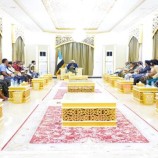 الرئيس الزُبيدي يلتقي عددا من القيادات العسكرية والسياسية من محافظتي أبين وشبوة