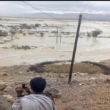 انقطاع الخط الدولي بين عدن وحضرموت بسبب السيول