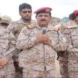التفاصيل الكاملة للهجوم طيران الحوثي على موكب وزير الدفاع وبن عزيز