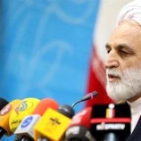 رئيس السلطة القضائية في إيران يهدد النساء غير المحجبات