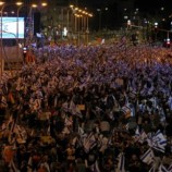 آلاف الإسرائيليين يتظاهرون مجددًا ضد التعديلات القضائية