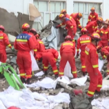 مقتل 11 شخصا بانهيار سقف مدرسة في الصين (فيديو)