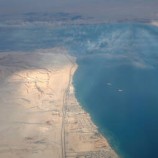 الأرصاد المصرية تحذر المواطنين من النزول إلى البحر