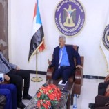 فريق هيئة الرئاسة يتفقد سير العمل في مقر قيادة انتقالي محافظة شبوة