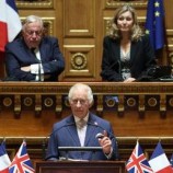 لأول مرة في تاريخ العلاقات.. ملك بريطانيا يلقي خطابا أمام البرلمان الفرنسي (فيديو)