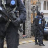 الولايات المتحدة تدين الهجمات العنيفة على شرطة كوسوفو