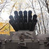 مسؤول: القوات الروسية تعزز مواقعها في مقاطعة خاركوف