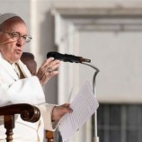 بابا الفاتيكان يأسف للوضع البائس في غزة