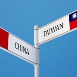 سيناتور أمريكي يهدد الصين بعقوبات “جهنمية” إذا تحركت ضد تايوان