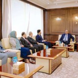 الرئيس الزُبيدي يؤكد دعمه جهود هيئة التشاور دعما لعملية السلام