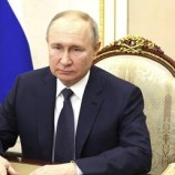 بوتين يهنئ عددا من قادة الدول بأعياد الميلاد ورأس السنة