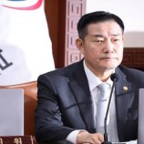 وزير الدفاع الكوري الجنوبي يدعو إلى الحفاظ على القدرات لضرب قيادة كوريا الشمالية