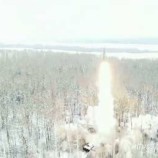 منظومة “إسكندر” الصاروخية الروسية توجه ضربة إلى مركز قيادة للجيش الأوكراني (فيديو)