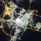 صورة فضائية ليلية مذهلة لمكة المكرمة بعدسة رائد روسي