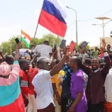 لماذا ترفض النيجر قطع العلاقات مع روسيا؟.. خبير مصري يوضح