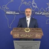 طهران تدين بشدة الضربات الأمريكية البريطانية لليمن وتصفها بـ”مغامرة مفتوحة”