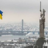 “بوليتيكو”: الـ50 مليار يورو الأوروبية مبلغ بخس لن يسعف أوكرانيا