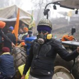 الشرطة تستخدم الغاز المسيل للدموع ضد المزارعين المحتجين في الهند