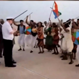 شاهد بالفيديو.. استقبال حافل لوفد روسي برئاسة نائب قائد القوات البحرية في إريتريا