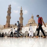 مصر.. تحرك جديد لمنع صلاة النساء بجوار الرجال في العيد