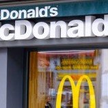 البيض يجبر “ماكدونالدز” في أستراليا على تقلّيص ساعات خدمة الإفطار