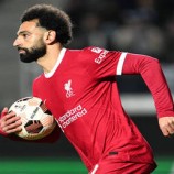 “36 يوما” أمام إدارة ليفربول لحل أزمة محمد صلاح