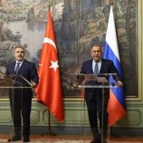 وزير الخارجية التركي يعتزم إجراء محادثات مع لافروف
