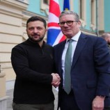 ستارمر يدعم زيلينسكي بعدما وصفه ترامب بـ”الديكتاتور”