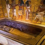 مسؤول مصري يعلق على “لعنة الفراعنة”