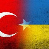 صحيفة: أوكرانيا سلمت تركيا ملفا يتضمن مشاريع لإعادة الإعمار