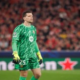 تعليق غريب لتشيزني بعد فوز زميله بيدري بجائزة أفضل لاعب في لقاء برشلونة وبنفيكا (فيديو)