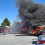 تحطم طائرة صغيرة بموقف سيارات في ولاية بنسلفانيا الأمريكية (فيديو)