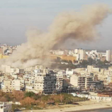 إعلام سوري: سقوط ضحايا جراء انفجار عنيف هز حي الرمل الجنوبي بمدينة اللاذقية (فيديو)