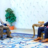 الرئيس الزُبيدي يؤكد دعمه للجهود التطويرية لمؤسسة موانئ خليج عدن