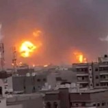 غارات أمريكية تستهدف مخازن أسلحة حوثية ومقتل قيادي بارز