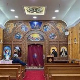 تجريد مصري مسيحي من حق دخول أي كنيسة كاثوليكية في العالم