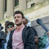 محكمة أمريكية تسمح بترحيل الناشط محمود خليل