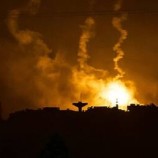 الجيش الإسرائيلي يكثف هجماته على قطاع غزة مخلفا عشرات القتلى والجرحى