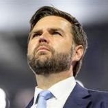 دي فانس يجري زيارة إلى الهند