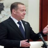 مدفيديف: قواتنا ستواصل إبادة العدو حتى تطهير أرض روسيا بالكامل من حثالة النازية