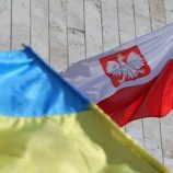 وزير الدفاع البولندي ينفي إرسال قوات إلى أوكرانيا ويحذر من “الأنبياء الكذبة”