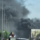 العراق.. حريق ضخم يلتهم مركزا تجاريا وسط محافظة النجف