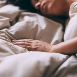 دراسة صادمة تحدد عدد ساعات النوم الخطيرة على قلبك وحياتك