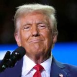 ترامب: دعوة الاتحاد الأوروبي لعقد اجتماعات تجارية إيجابية