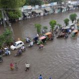 عواصف قوية في باكستان تتسبب بفيضانات ومقتل 10 أشخاص