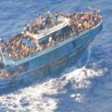 وفاة 6 مهاجرين جراء غرق قاربهم قرب ميناء بجزر الكناري
